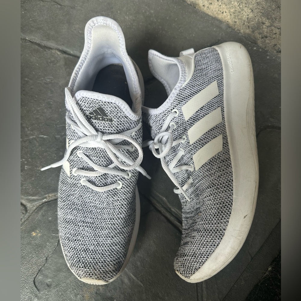Adidas cloudfoam women’s size 11